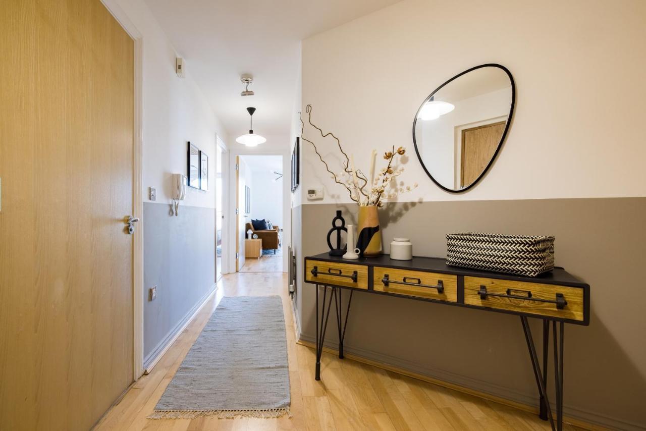 The Nine Elms Lane Arms - Stunning & Bright 2bdr Flat * Londres