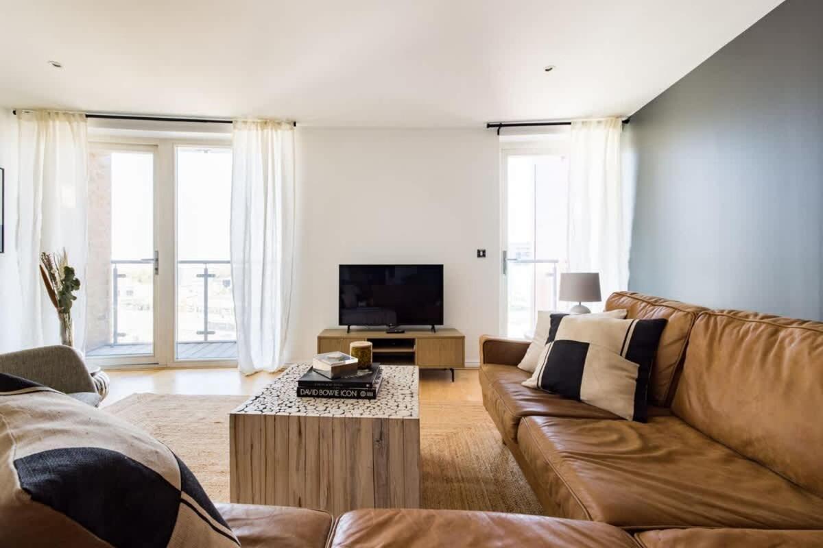 The Nine Elms Lane Arms - Stunning & Bright 2bdr Flat Apartamento *