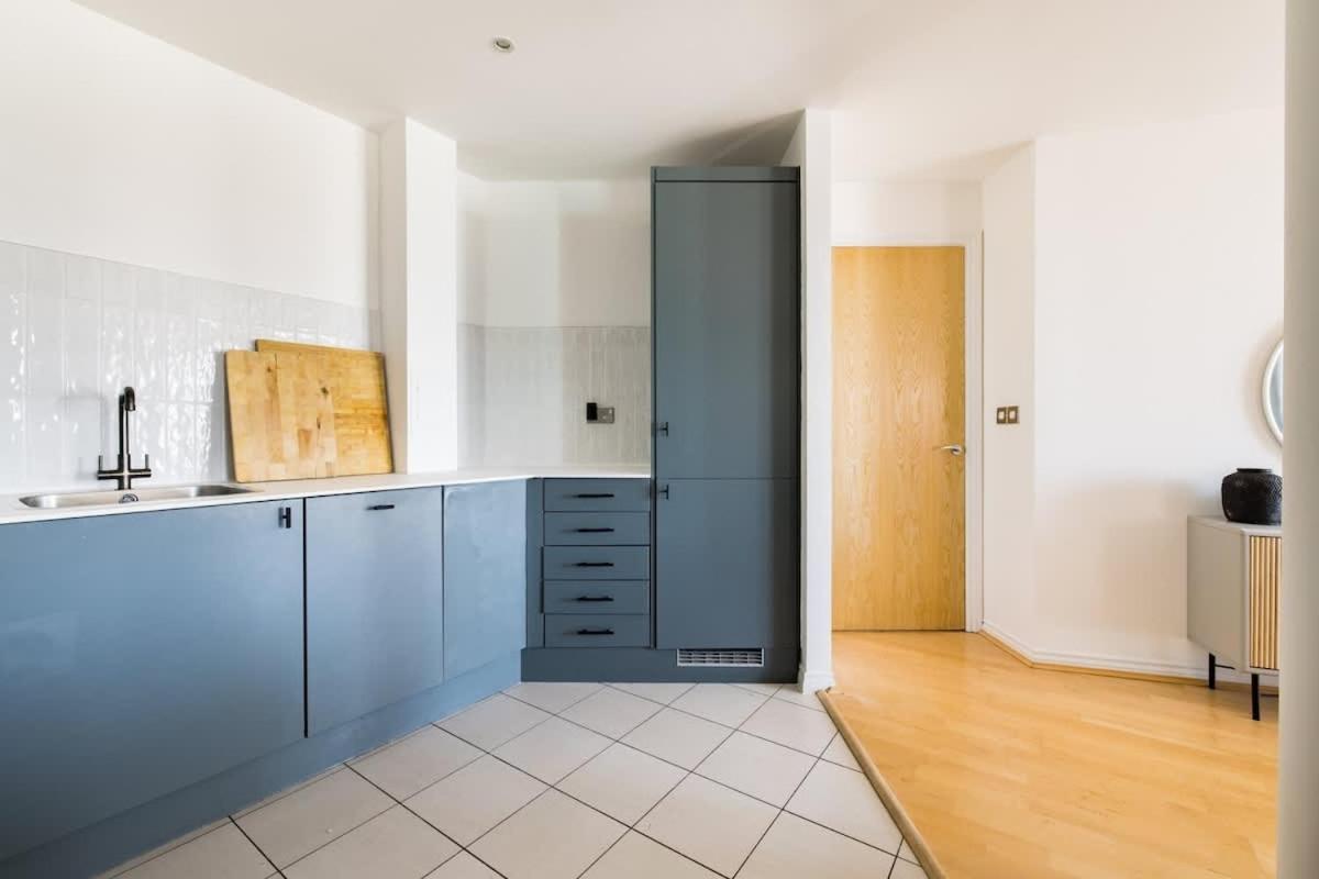 The Nine Elms Lane Arms - Stunning & Bright 2bdr Flat Apartamento
